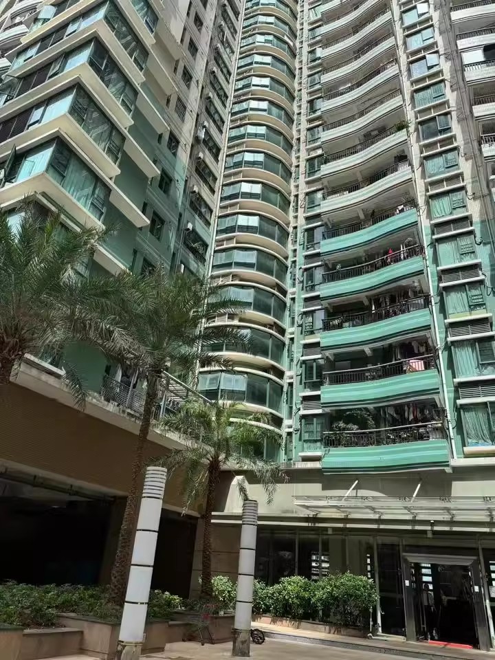 罗湖区法拍房最新消息公布，6.4折起拍翠拥华庭2期B座君悦阁房产