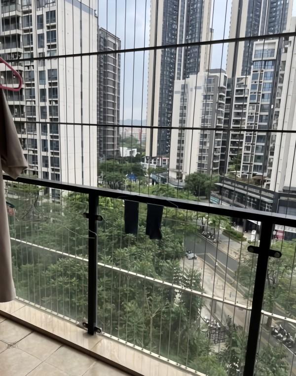 深圳光明法拍信息、深房传麒山11号楼2套房产，总起拍价780万，可捡漏194万