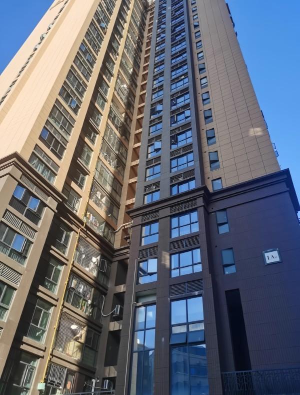 深圳法拍房福盈中央山花园，八折捡漏528万，捡到大便宜，节省132万