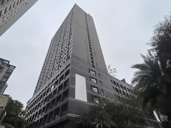 宝安中心西岸花园法拍房捡漏160万，3地铁口，交通出行方便