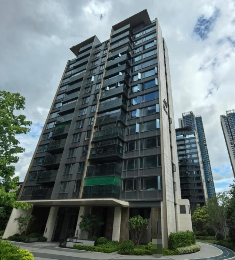 7.4折生态景观、全龄教育于一身的次新小区:深圳深铁珑境花园法拍房